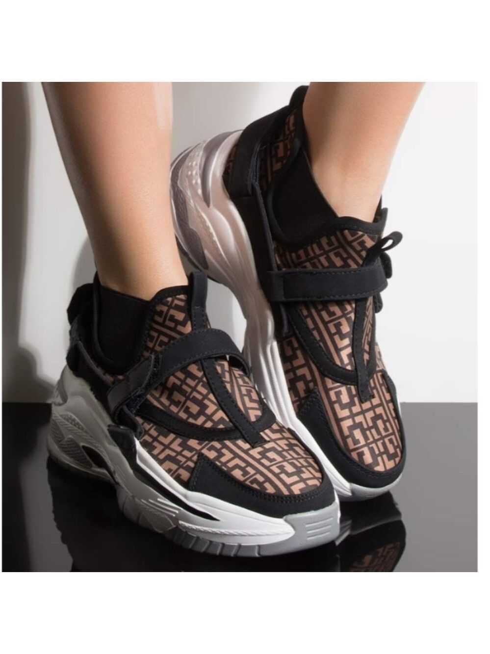 Price firm Runs big CROOKED LOVE FLATFORM SNEAKER